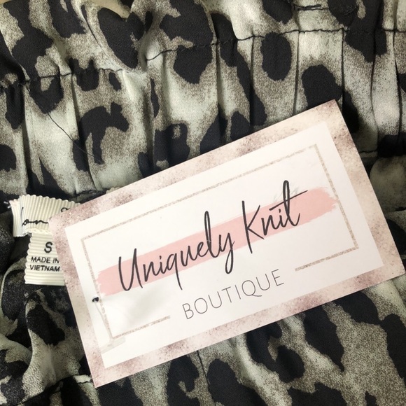 LOVE TREE | NWT Love Tree Black + Gray Animal Print Buckle High Waist Skort, S - Picture 5 of 6